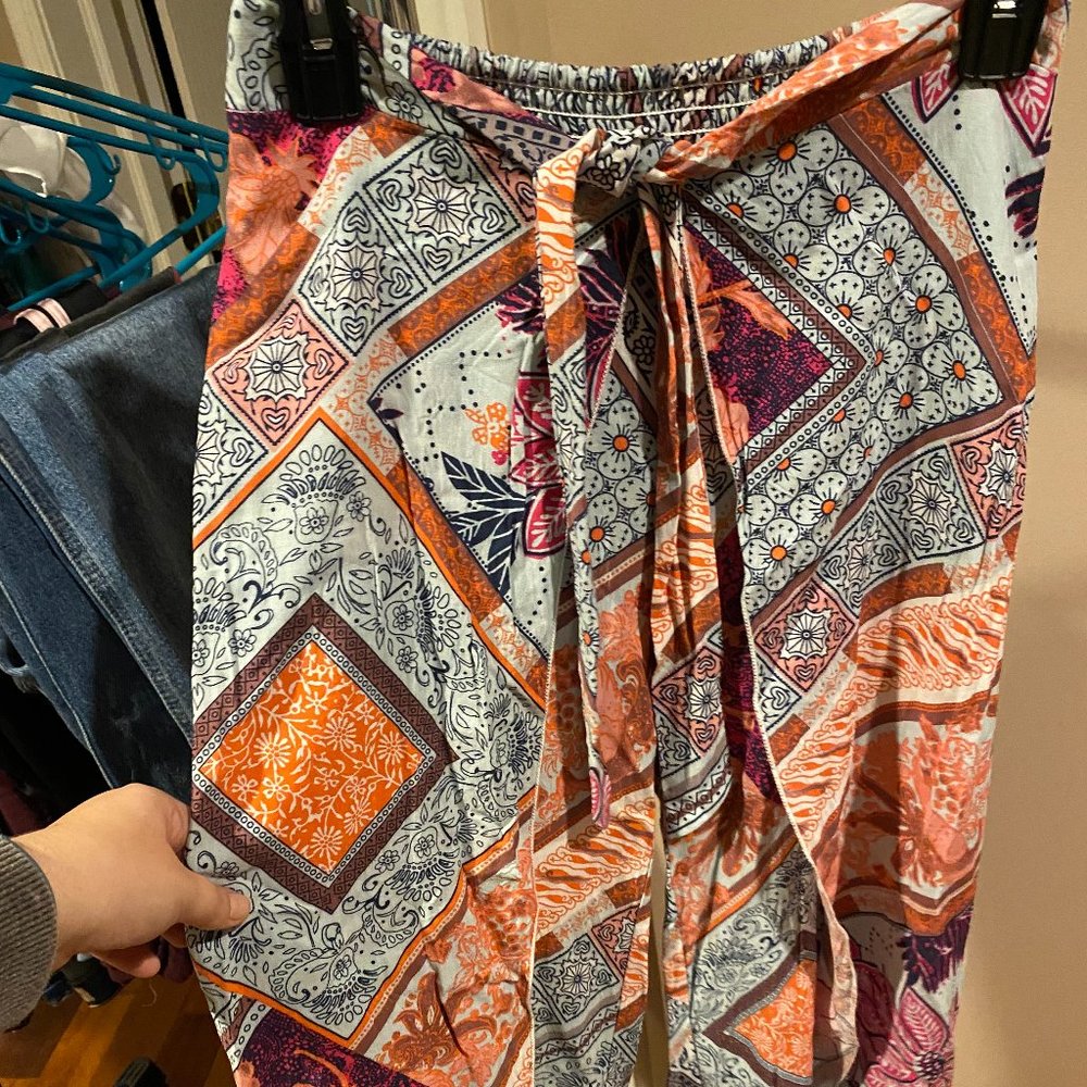 Angie Flowy Tulip Pants